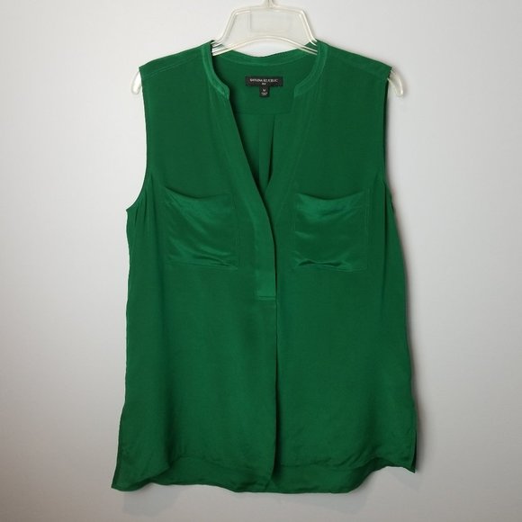 Banana Republic Tops - Banana Republic Green Silk Sleeveless Tank Shirt M